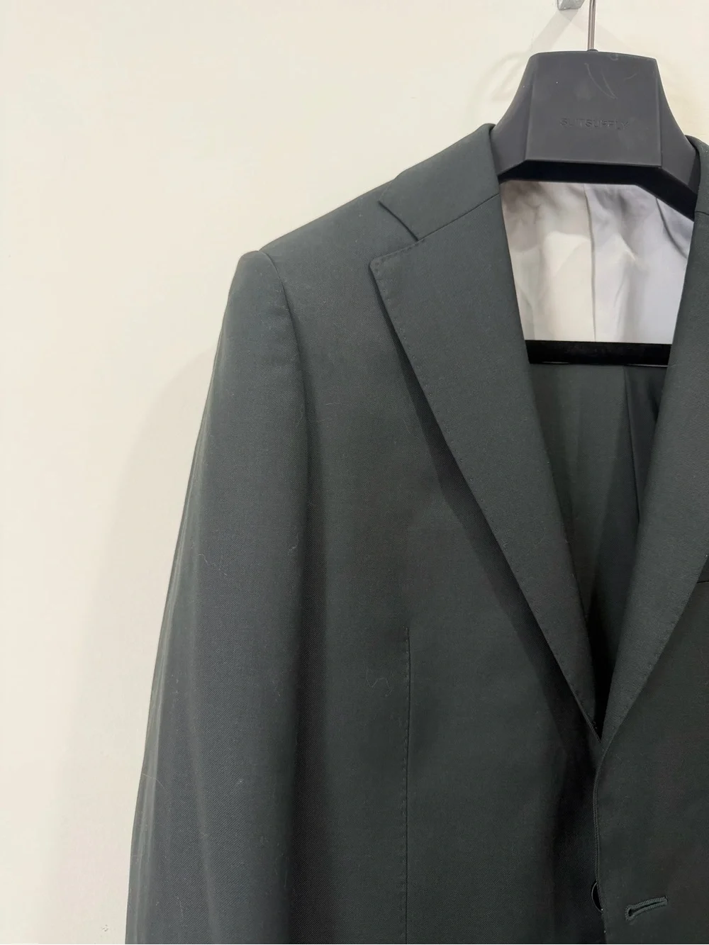 Suitsupply selling this